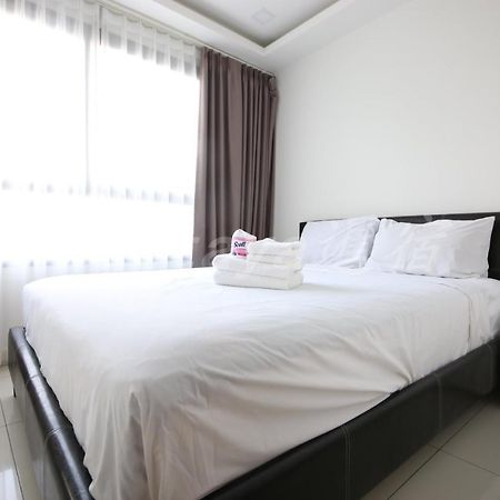 Arcadia Waters Condo Resort Патая Екстериор снимка