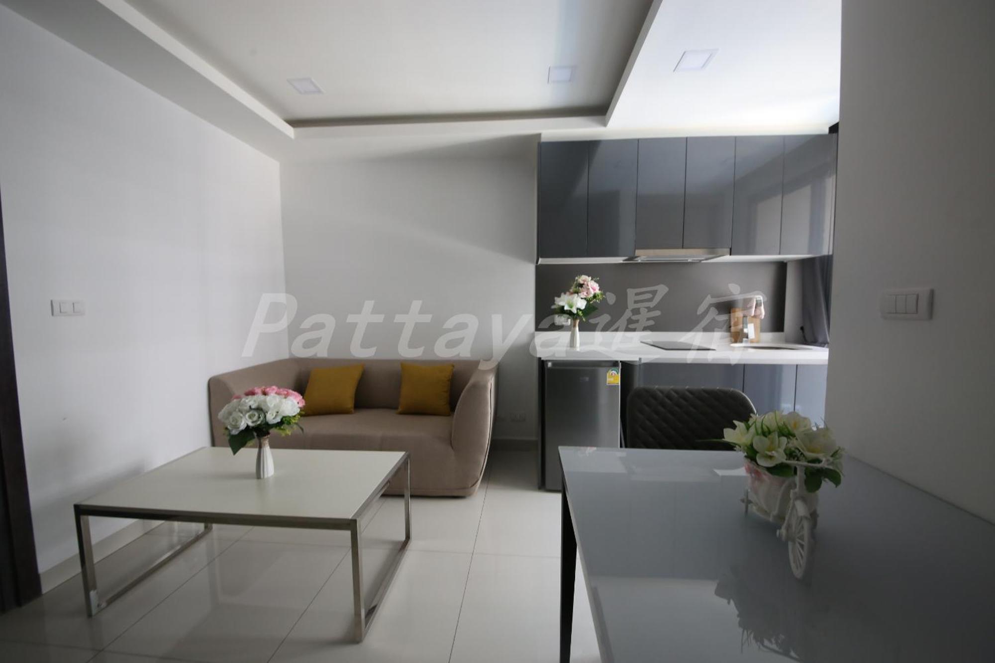 Arcadia Waters Condo Resort Патая Екстериор снимка