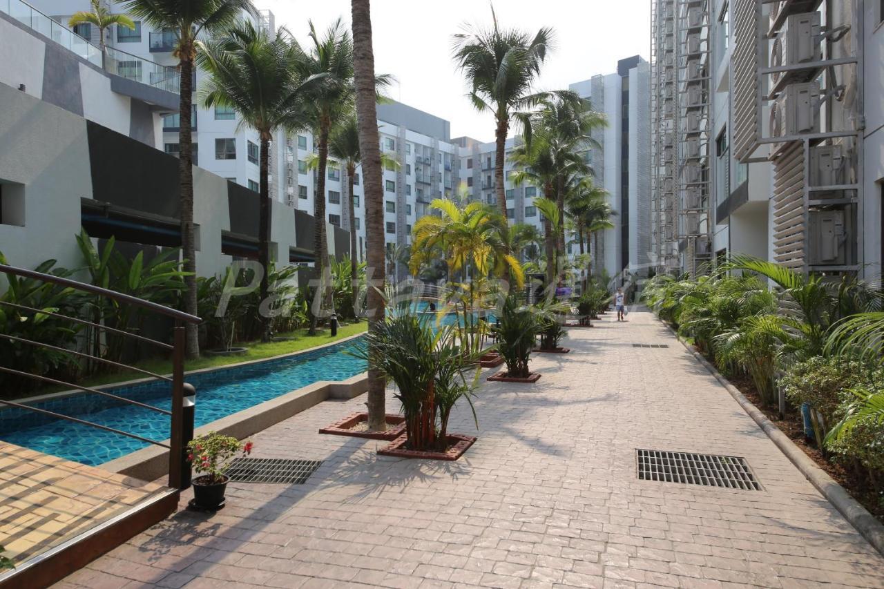 Arcadia Waters Condo Resort Патая Екстериор снимка