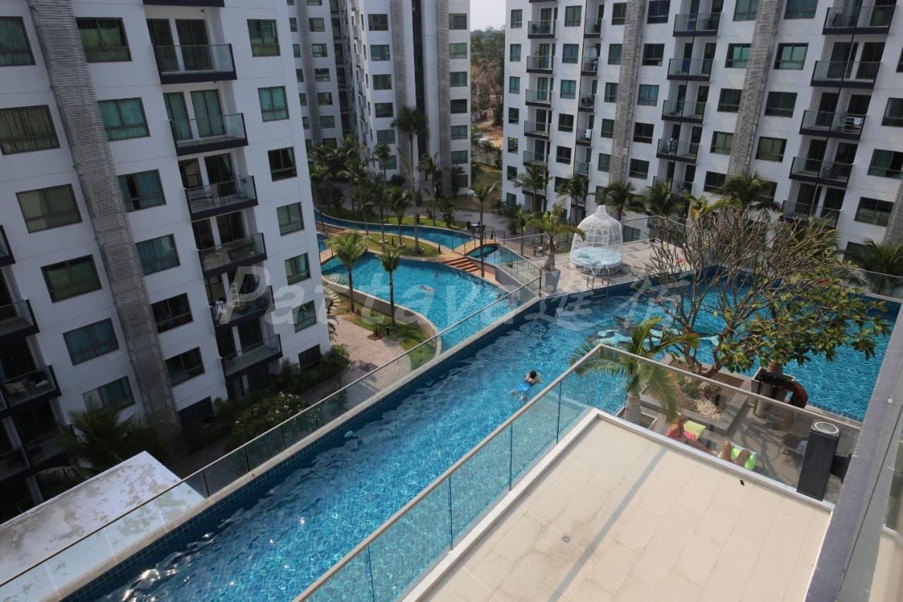 Arcadia Waters Condo Resort Патая Екстериор снимка