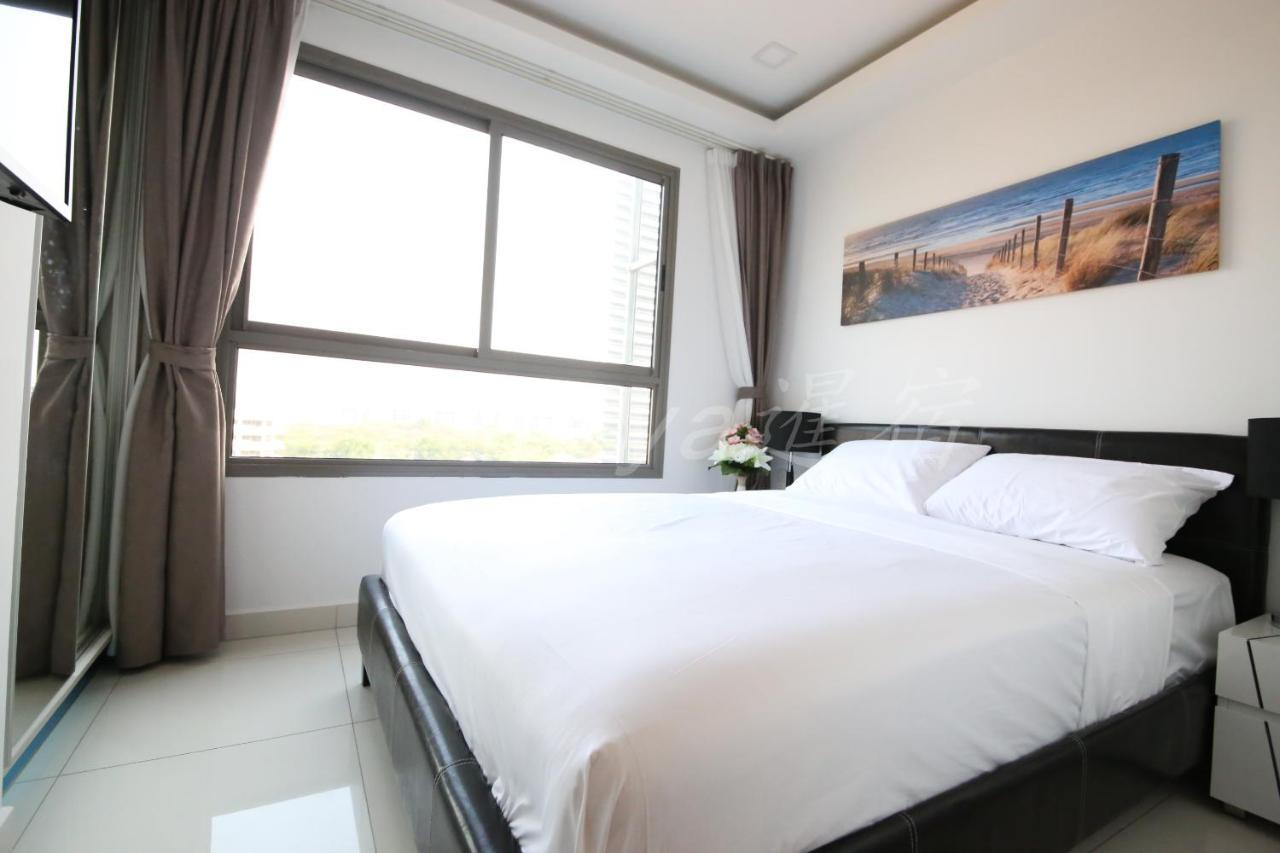 Arcadia Waters Condo Resort Патая Екстериор снимка